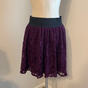 Like new lace skirt